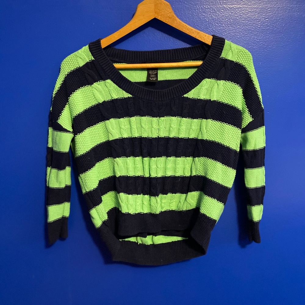 Sweater Crop Top